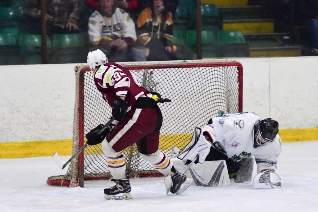 Ben Campbell opens the Warriors' scoresheet